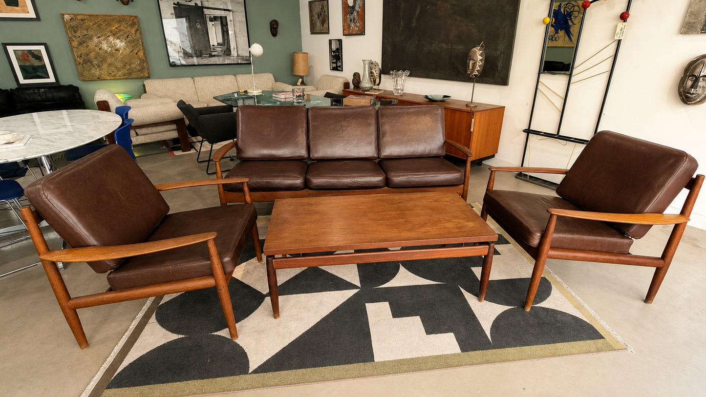 Ensemble Canapé Fauteuils et table basse scndinave