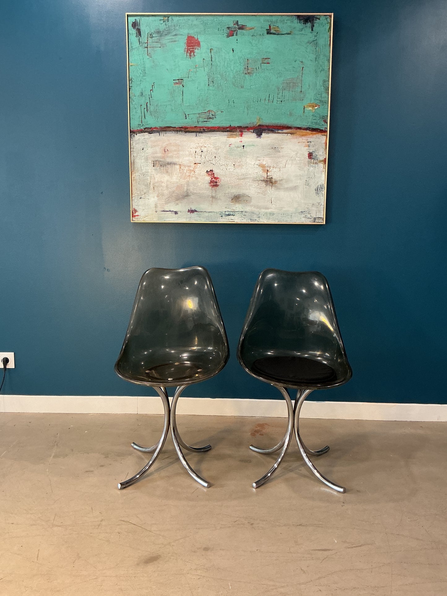 2 chaises vintage plexi