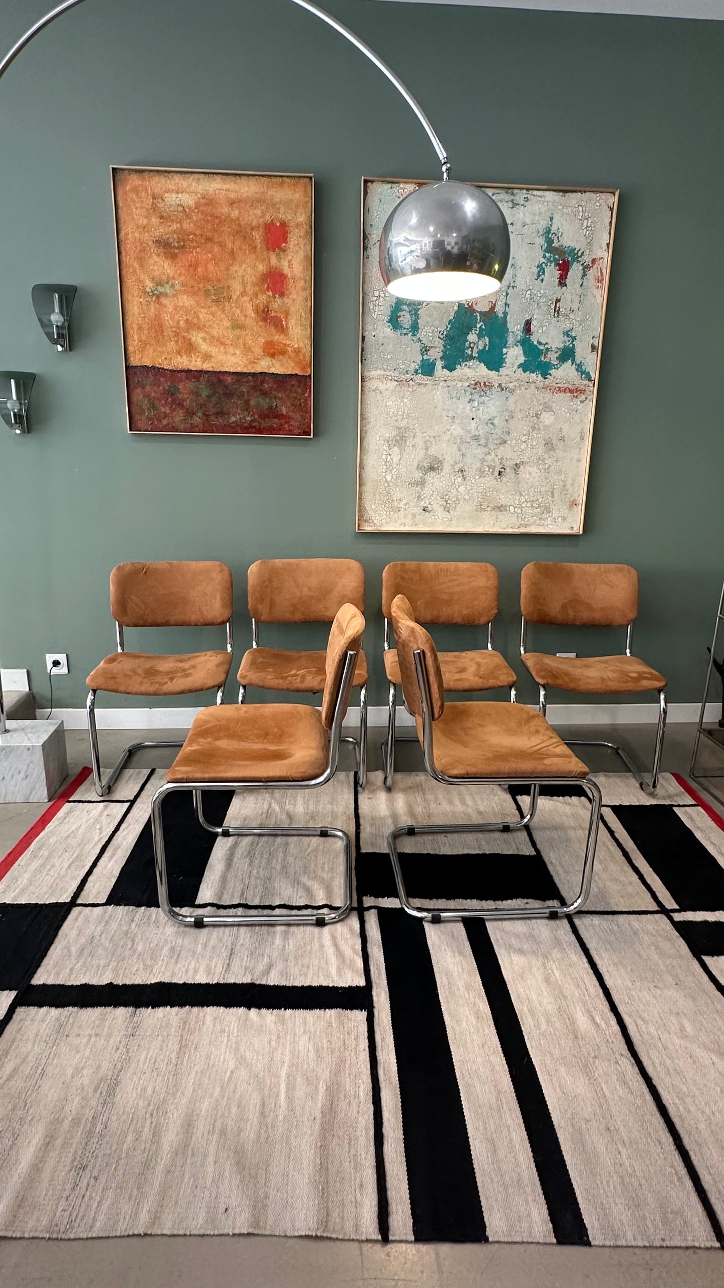 6 chaises Cantilever