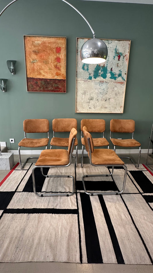 6 chaises Cantilever