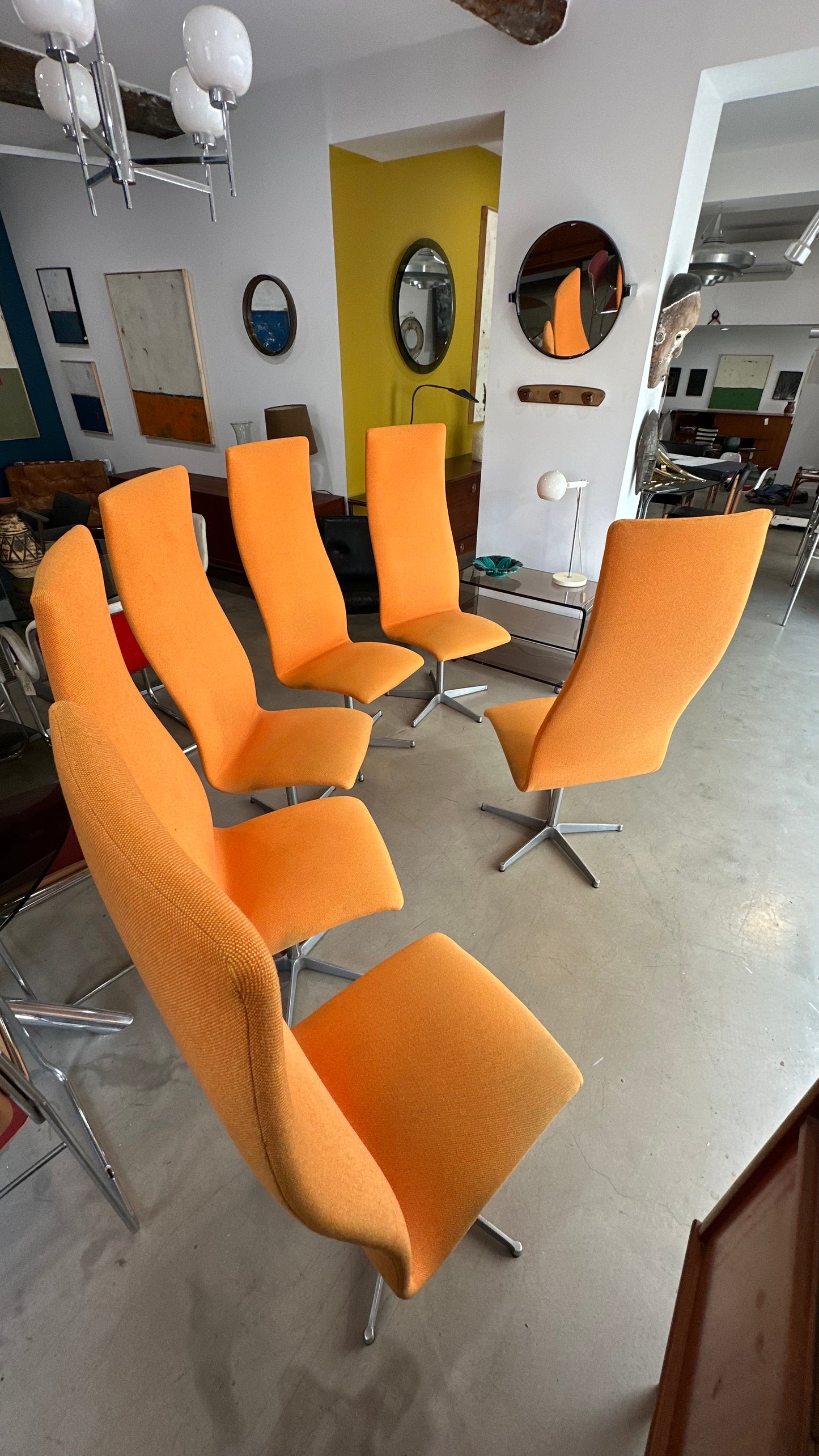 6 chaises Oxford de Jacobsen