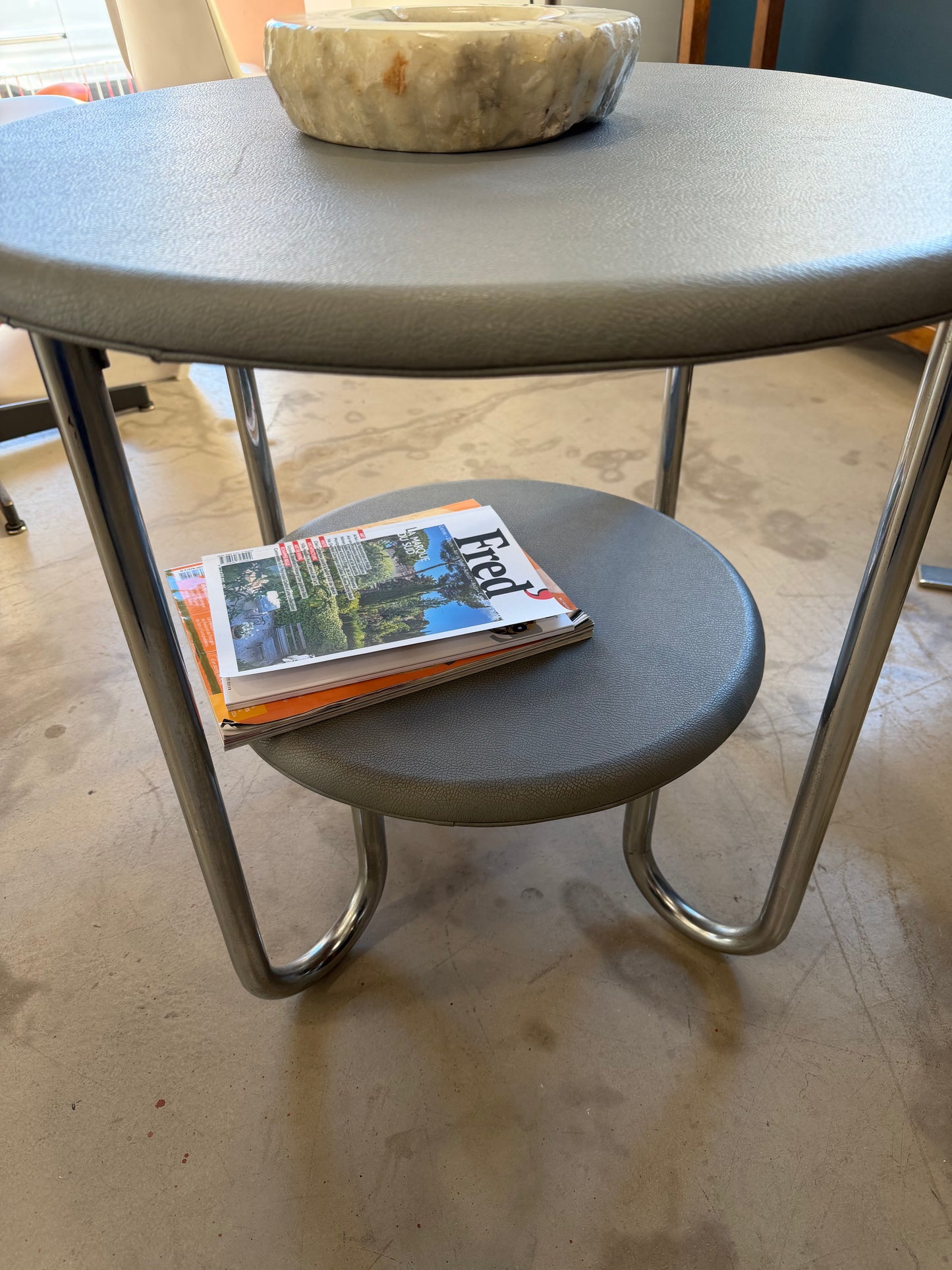 Table gueridon Bahaus