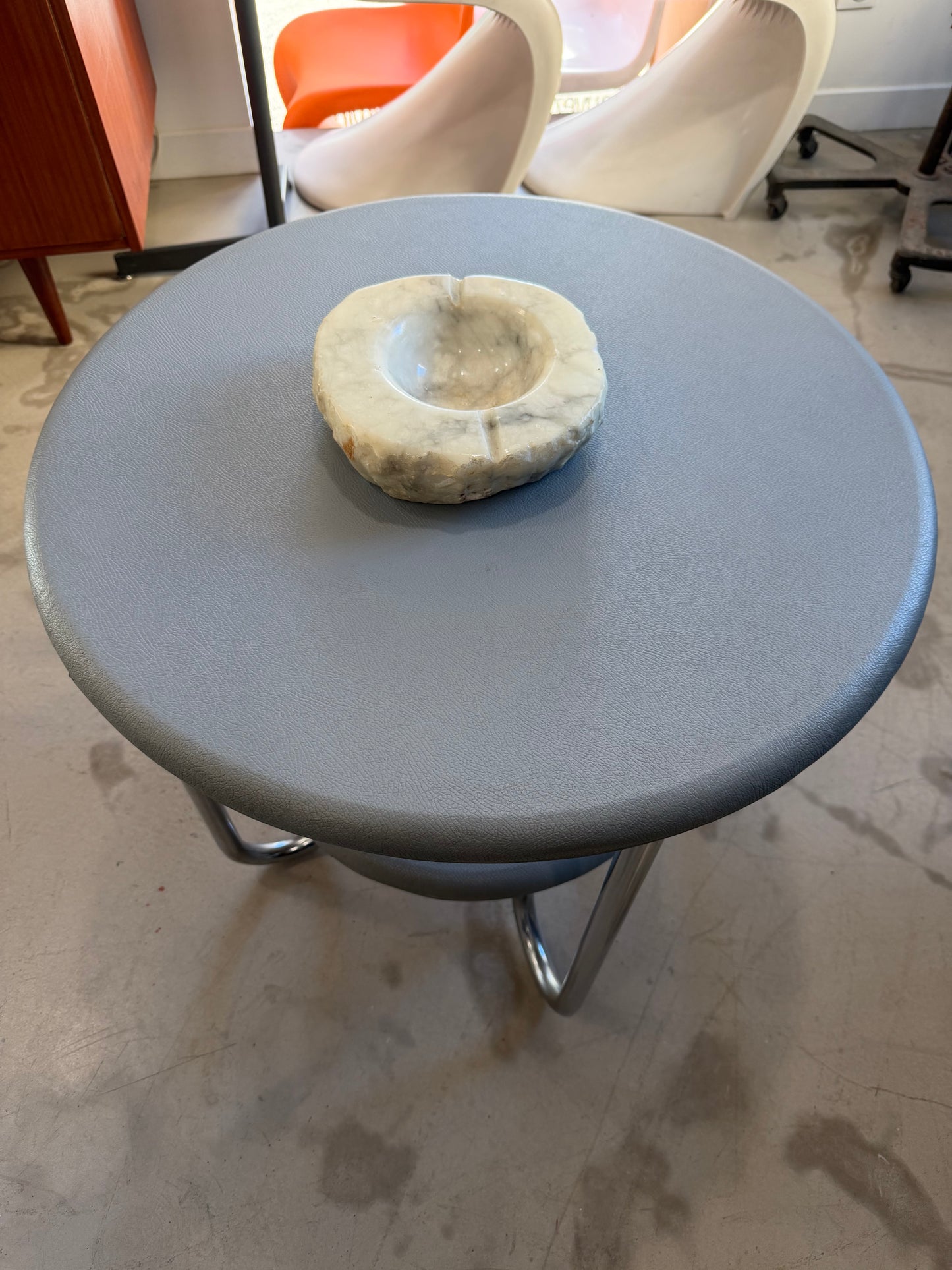 Table gueridon Bahaus