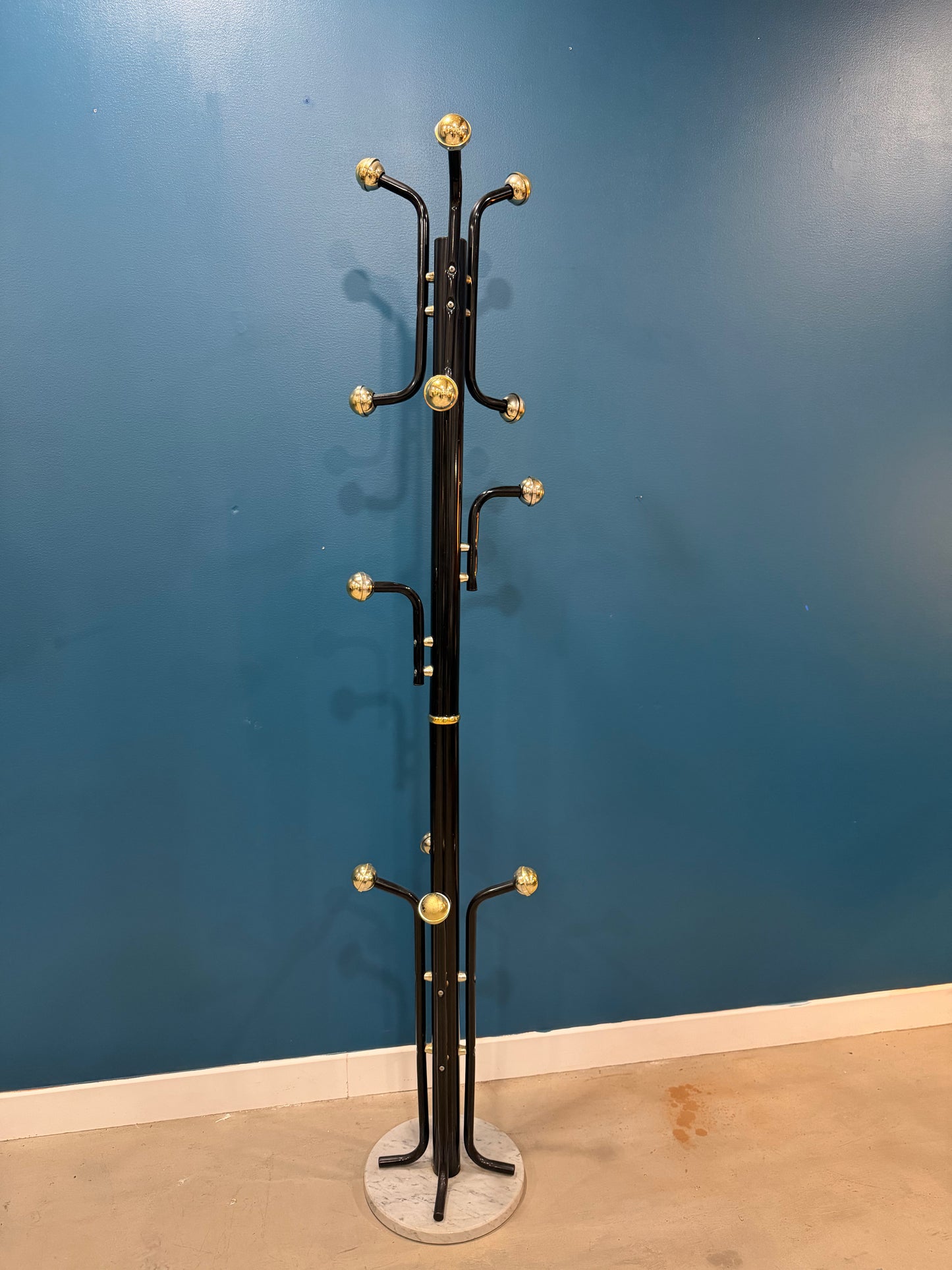 Porte manteau d administration