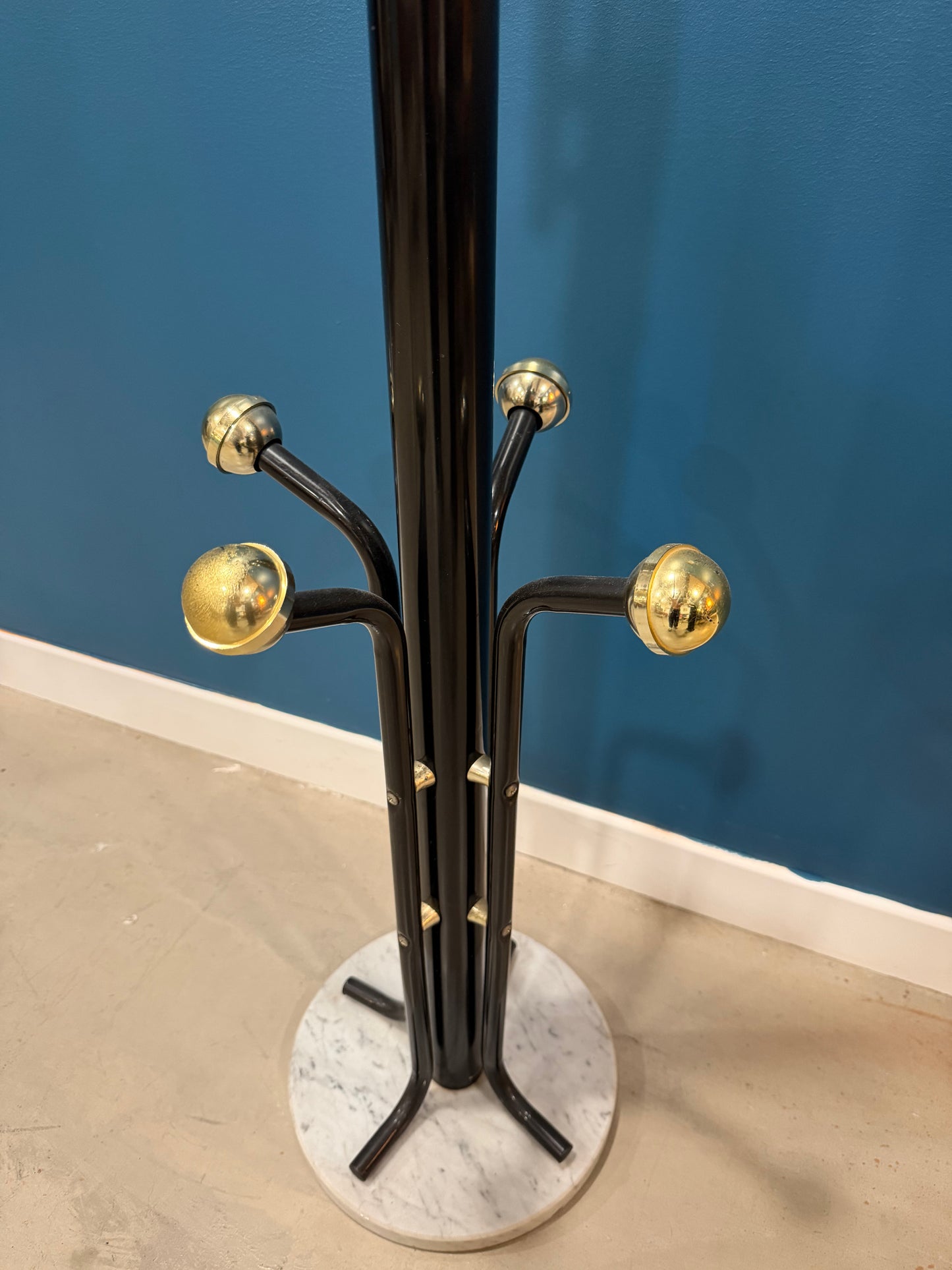 Porte manteau d administration