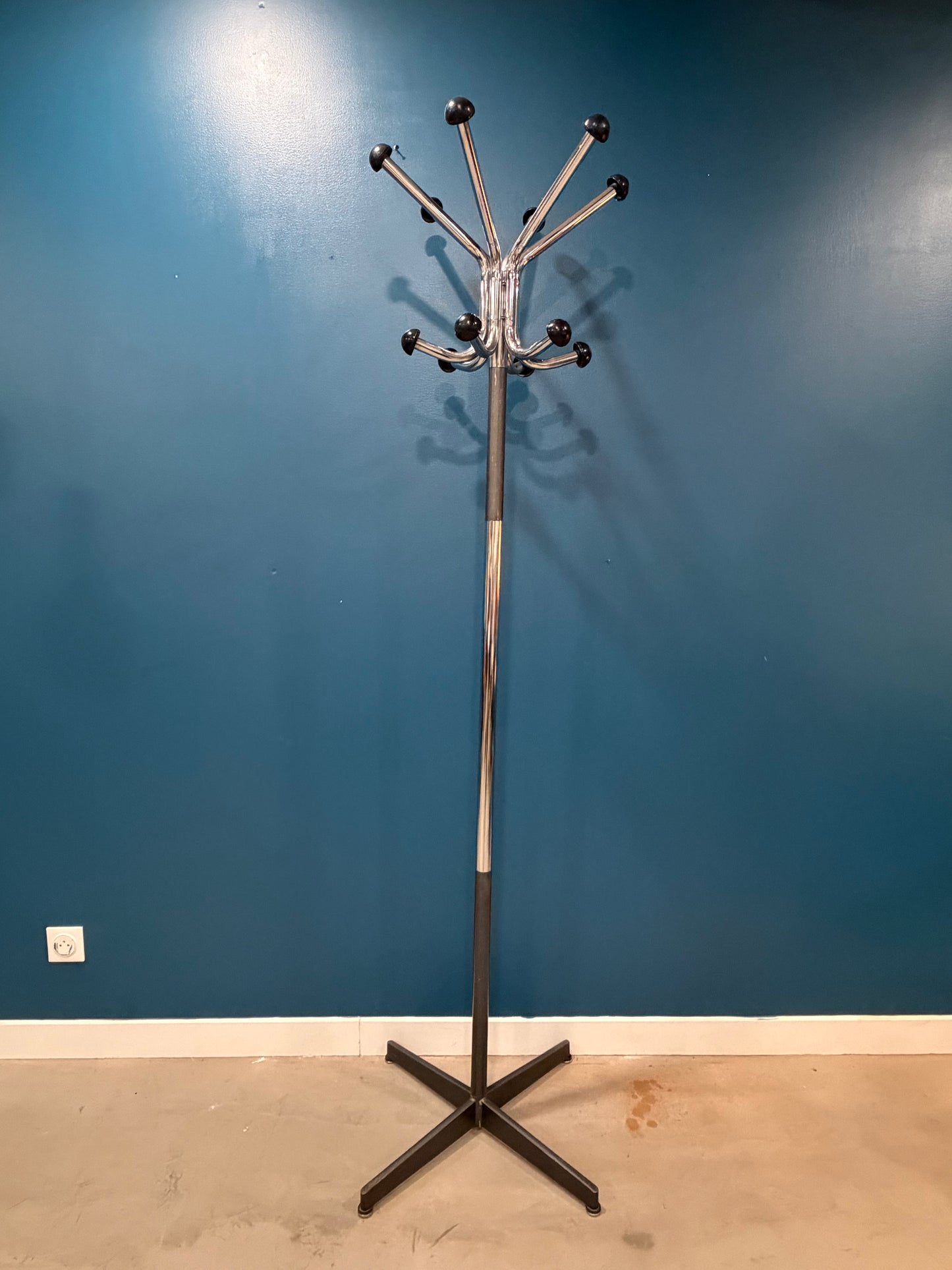 Porte manteau perroquet